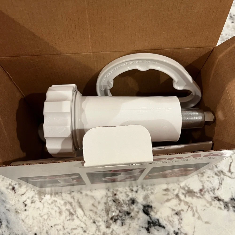 NWOT KitchenAid Stand Mixer Grinder Attachment - Picture 4 of 4